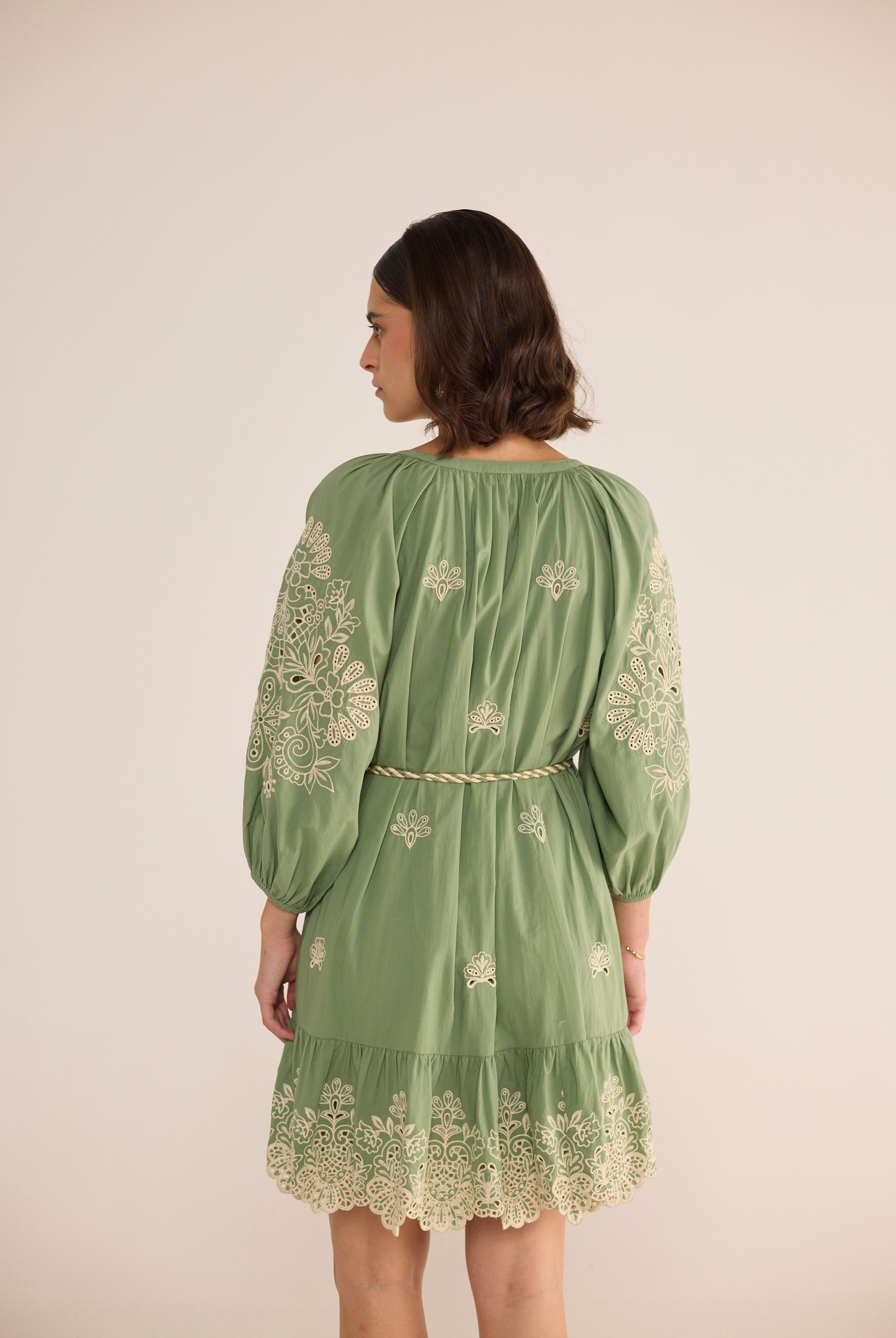 Spring_Rain_Green-04