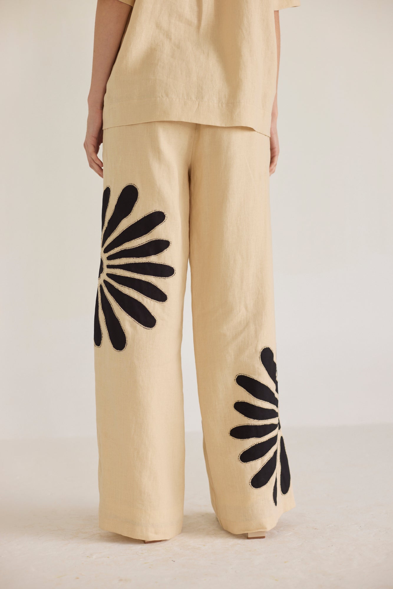 Beige-03