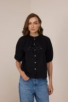 Black-01
