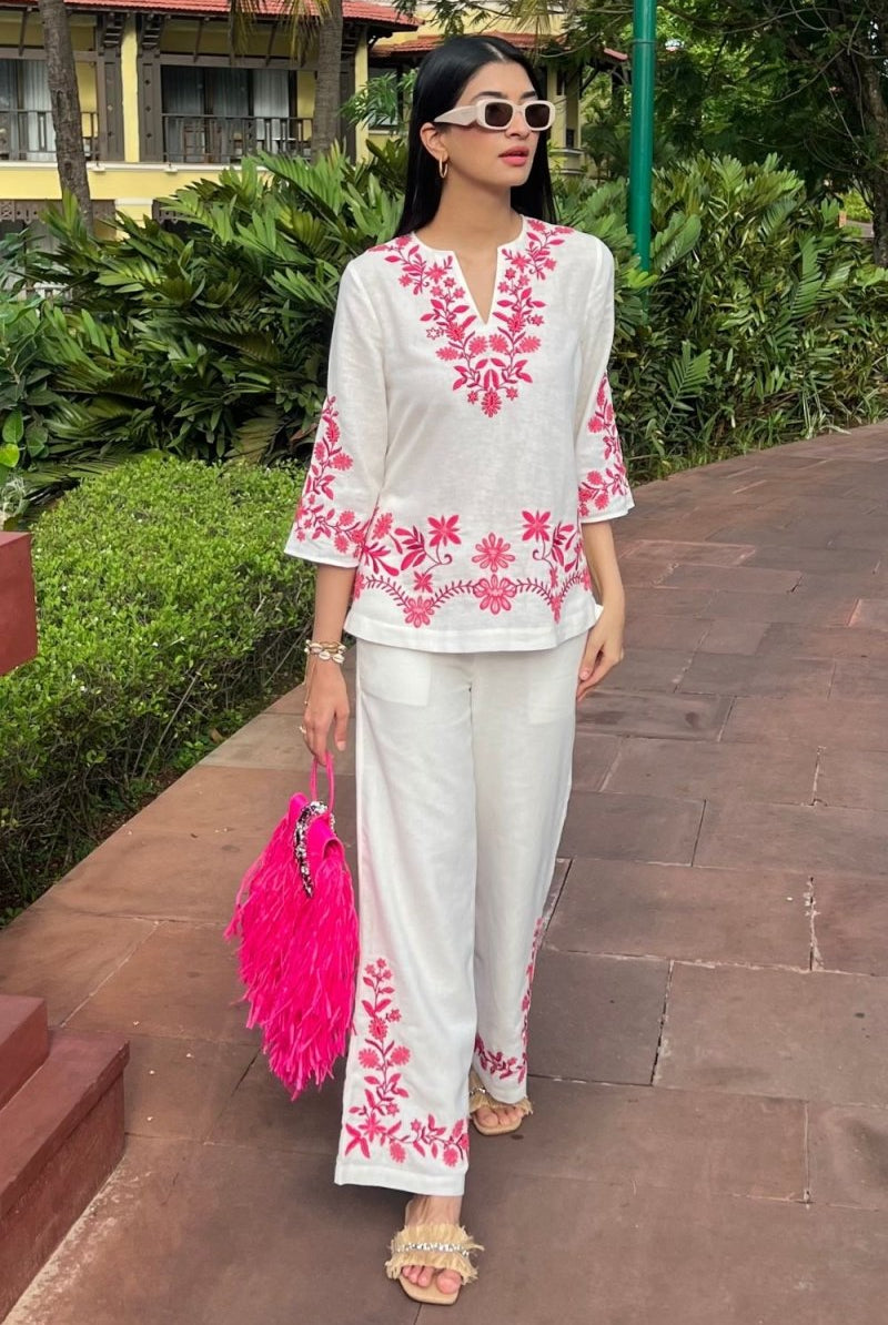 Hanna Khan In Our Yarrow Hand Embroidered Kaftan Co-Ord Set - Calling June India